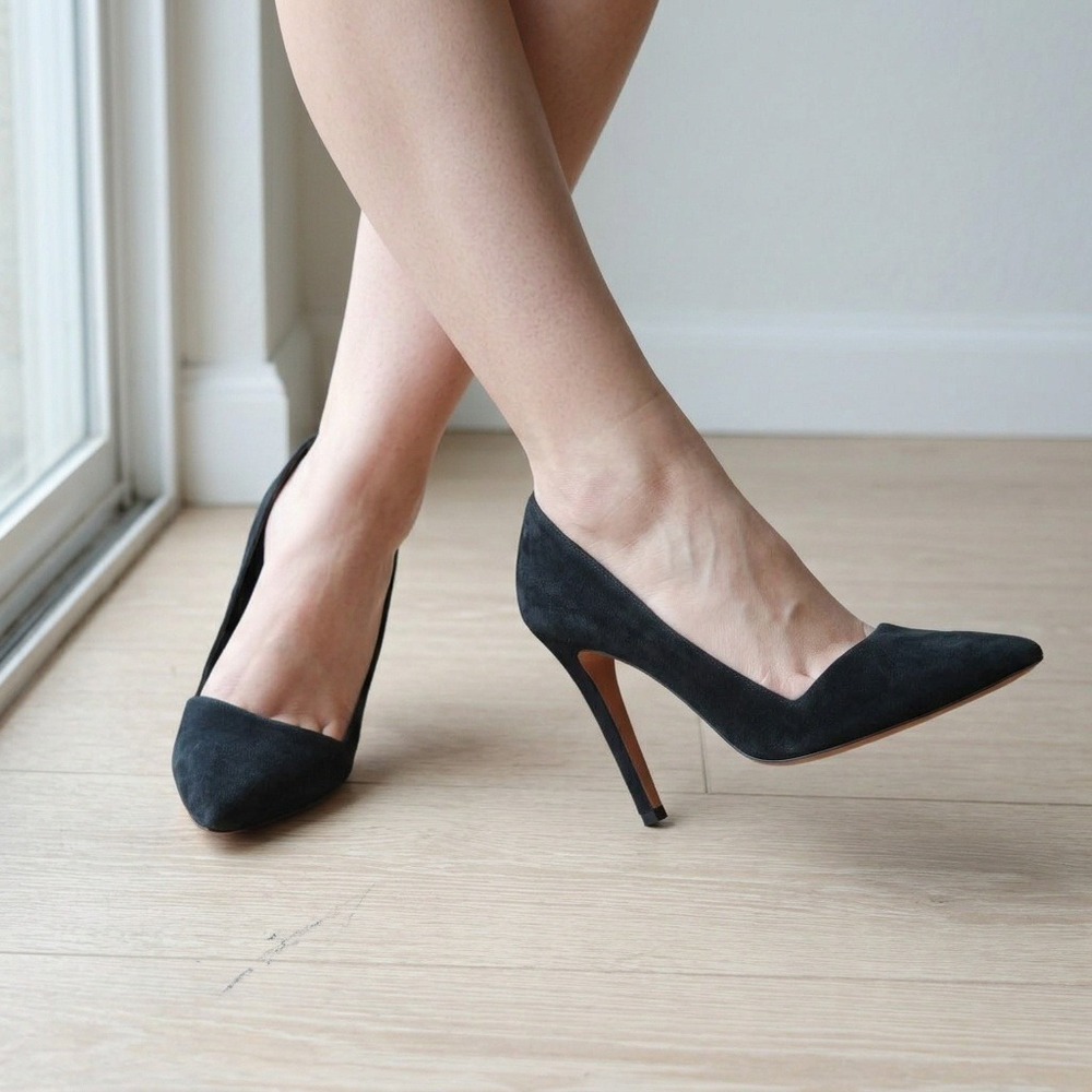 Alice + Olivia Womens Pump 39 Black Suede Pointed Toe Stiletto D'Orsay Luxury